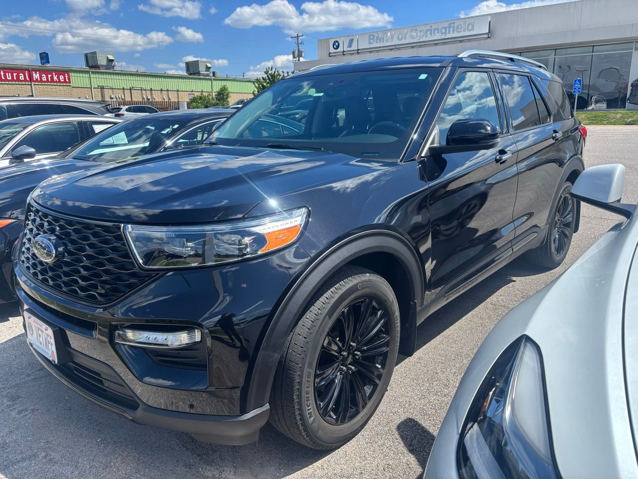 Used 2021 Ford Explorer Limited w/ Equipment Group 301A AWD/4WD image 1
