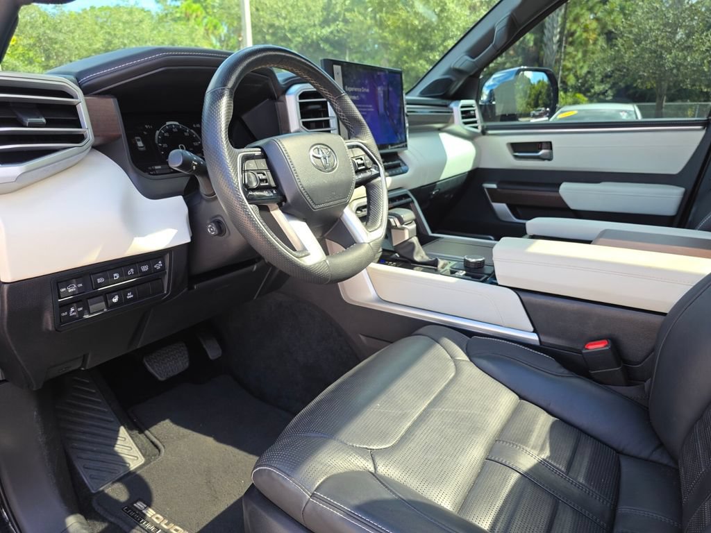 Used 2024 Toyota Sequoia Capstone AWD/4WD image 28