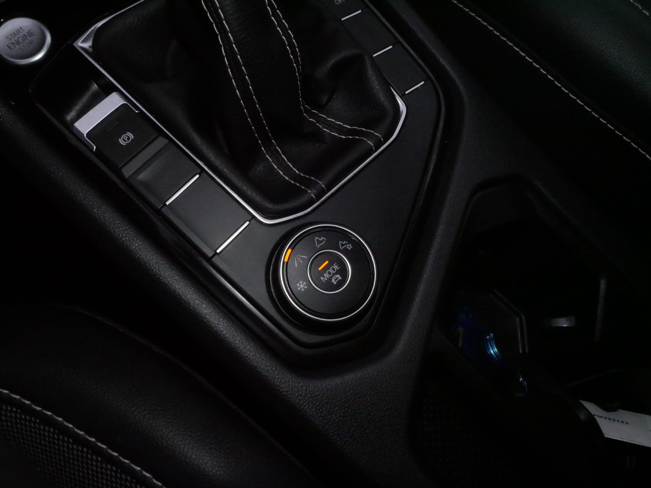 Certified 2023 Volkswagen Taos SE w/ Panoramic Sunroof Package image 28