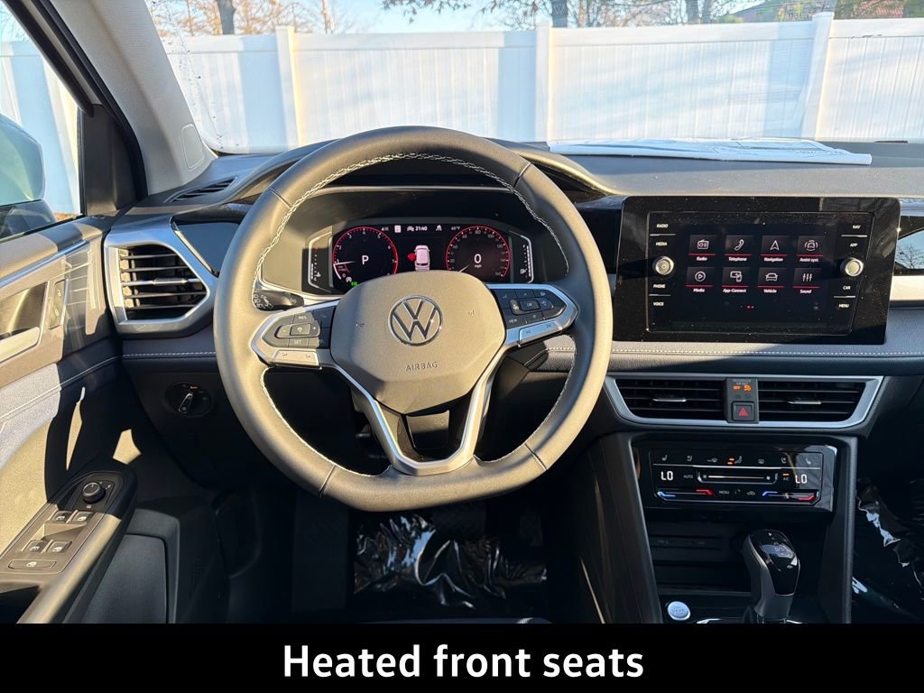 New 2026 Volkswagen Taos SEL image 15