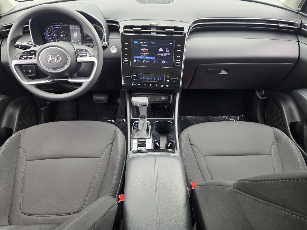 Certified 2024 Hyundai Tucson SEL FWD image 12