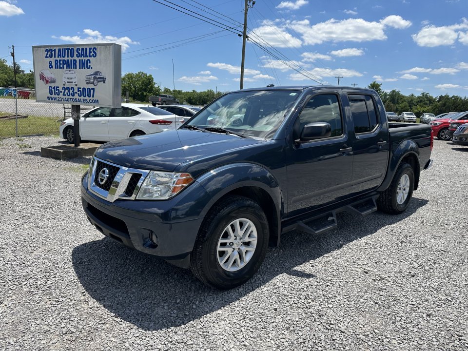 Used 2017 Nissan Frontier SV w/ SV Value Truck Package AWD/4WD image 1