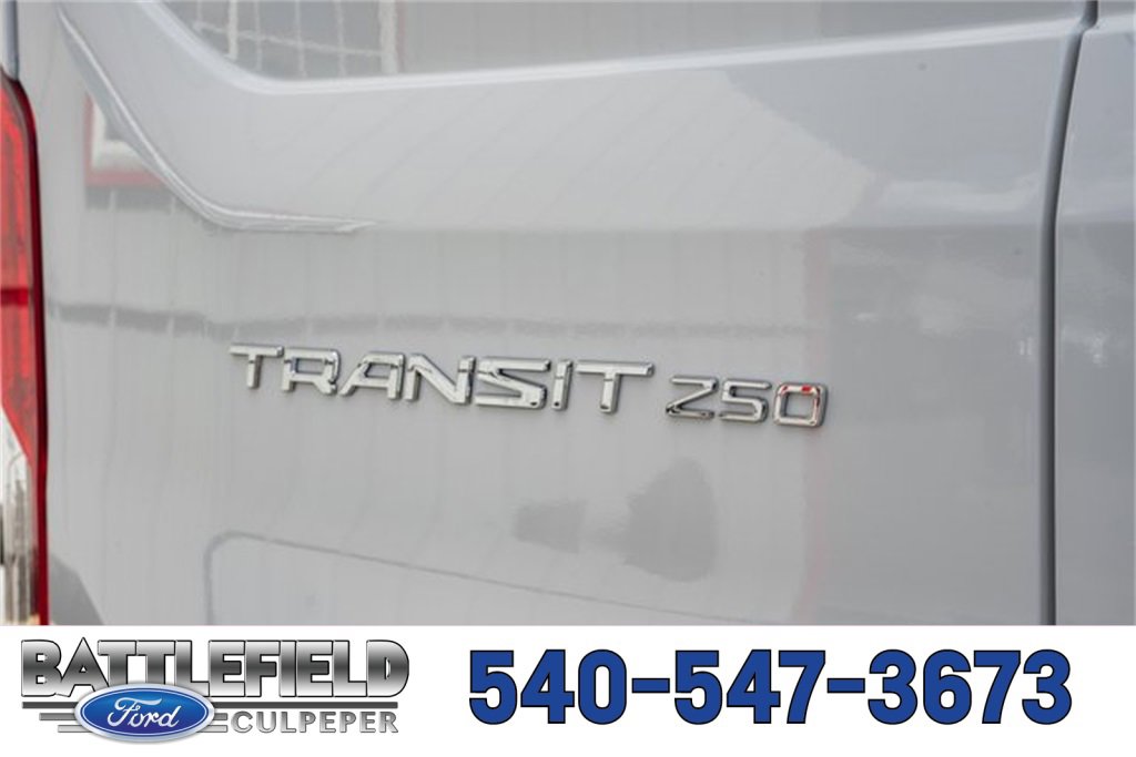 New 2025 Ford Transit 250 148 Medium Roof image 7
