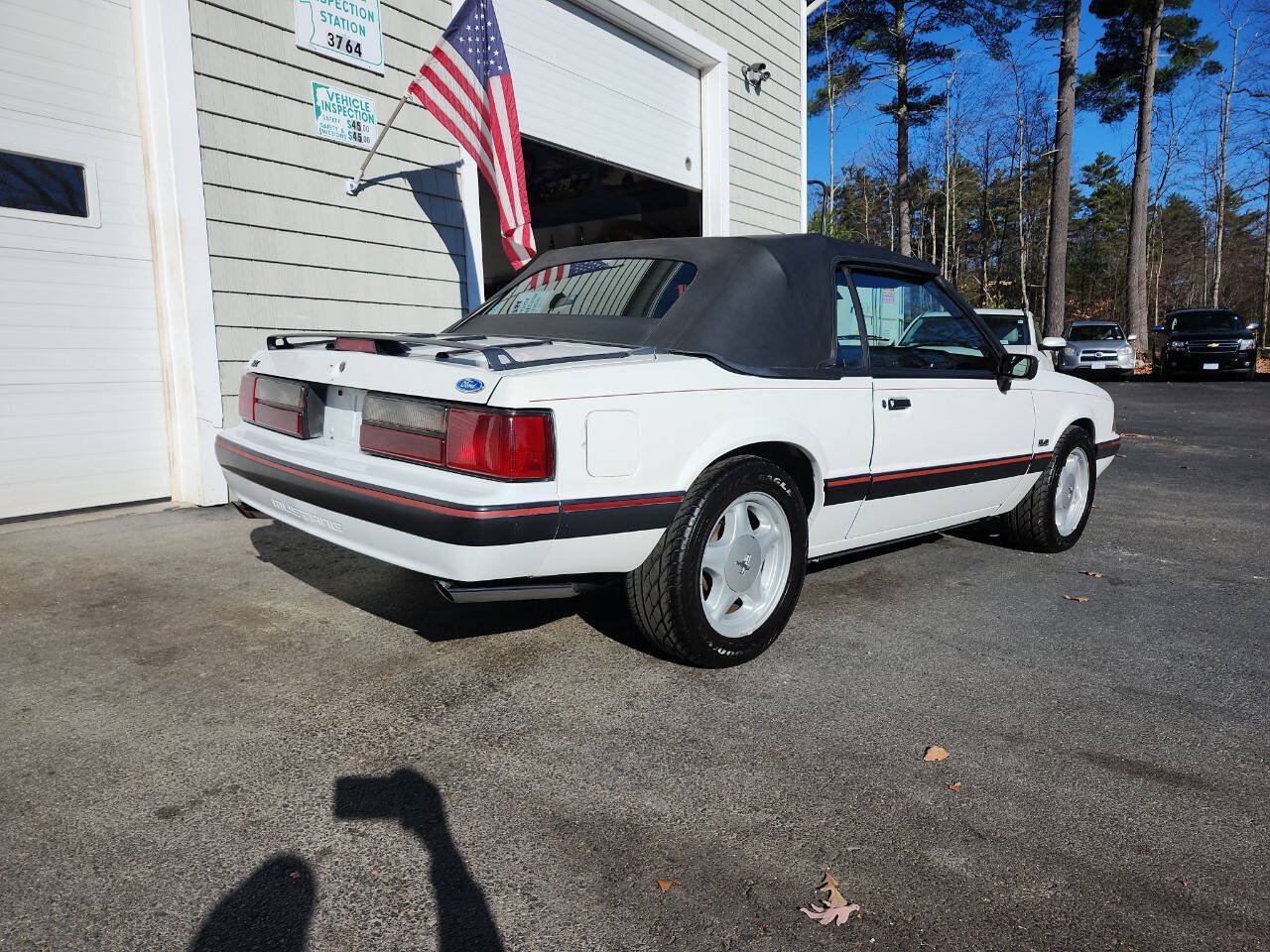 Used 1991 Ford Mustang LX RWD image 4