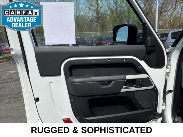 Used 2023 Land Rover Defender 90 X-Dynamic SE AWD/4WD image 38
