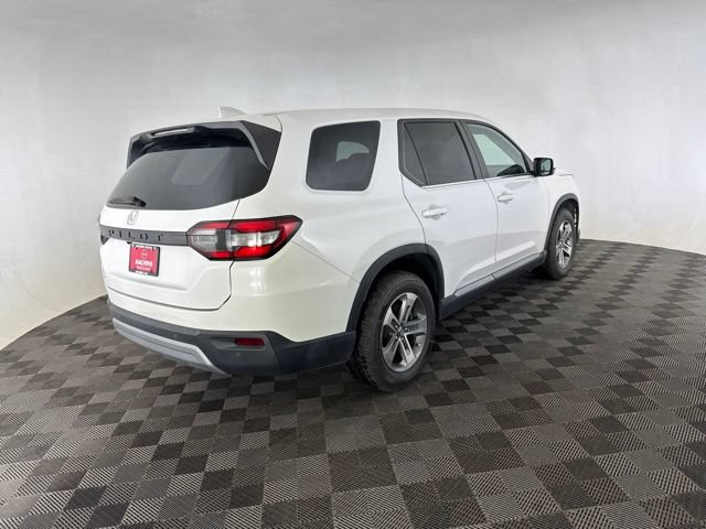 Used 2023 Honda Pilot EX-L image 5