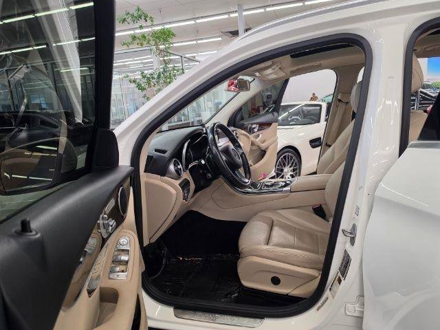 Used 2017 Mercedes-Benz GLC 300 image 34