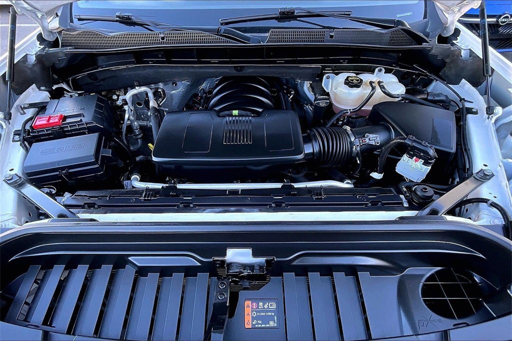 Used 2025 GMC Sierra 1500 SLT image 10