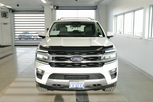 Used 2022 Ford Expedition Limited image 2