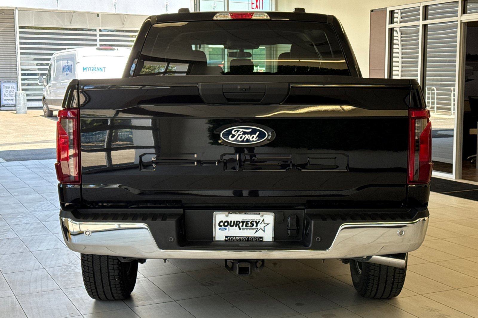 Used 2025 Ford F150 XLT w/ Equipment Group 301A Standard AWD/4WD image 5