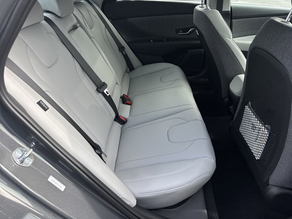 New 2026 Hyundai Elantra Limited FWD image 15