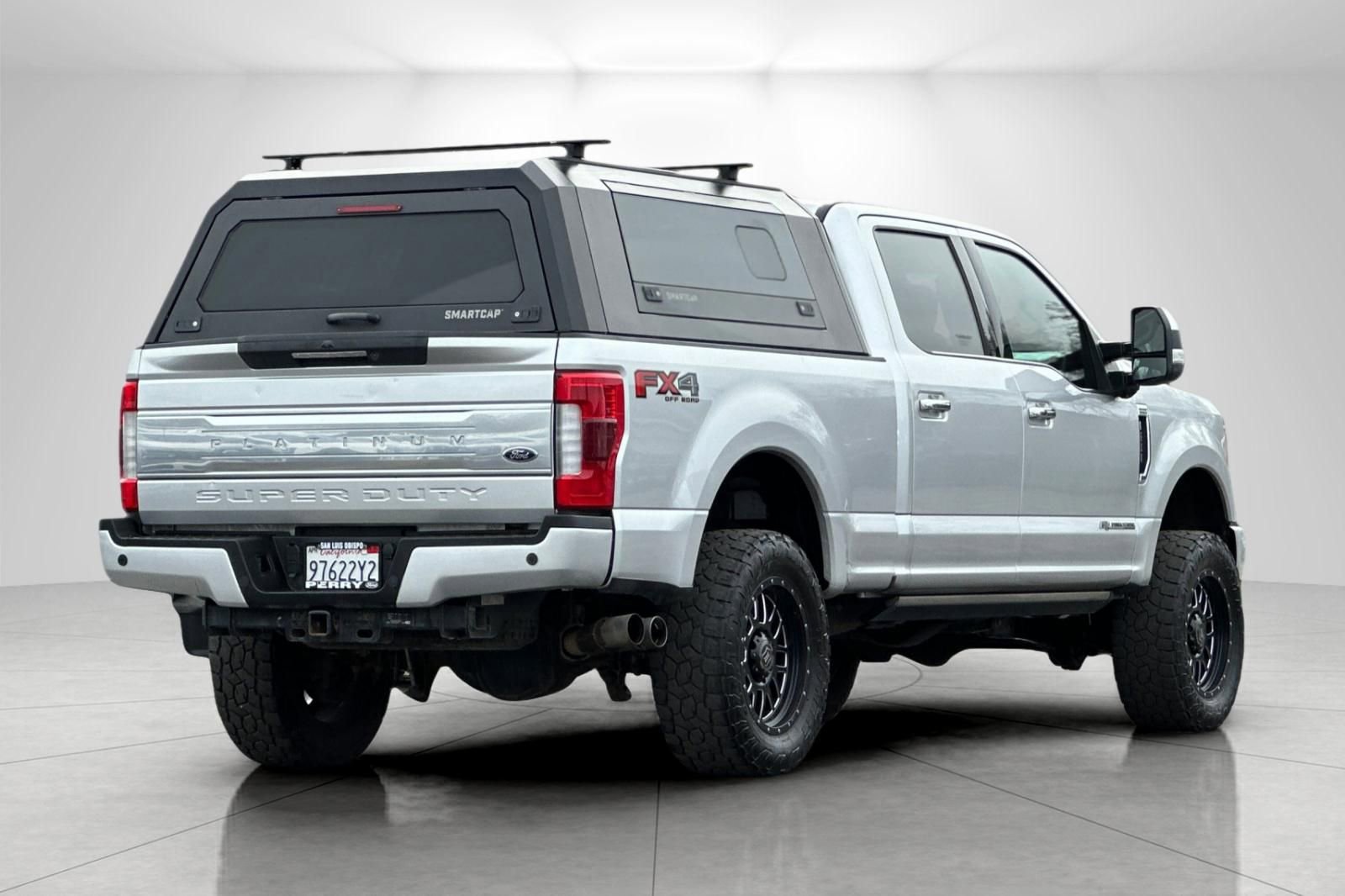 Used 2019 Ford F250 Platinum w/ Platinum Ultimate Package image 3