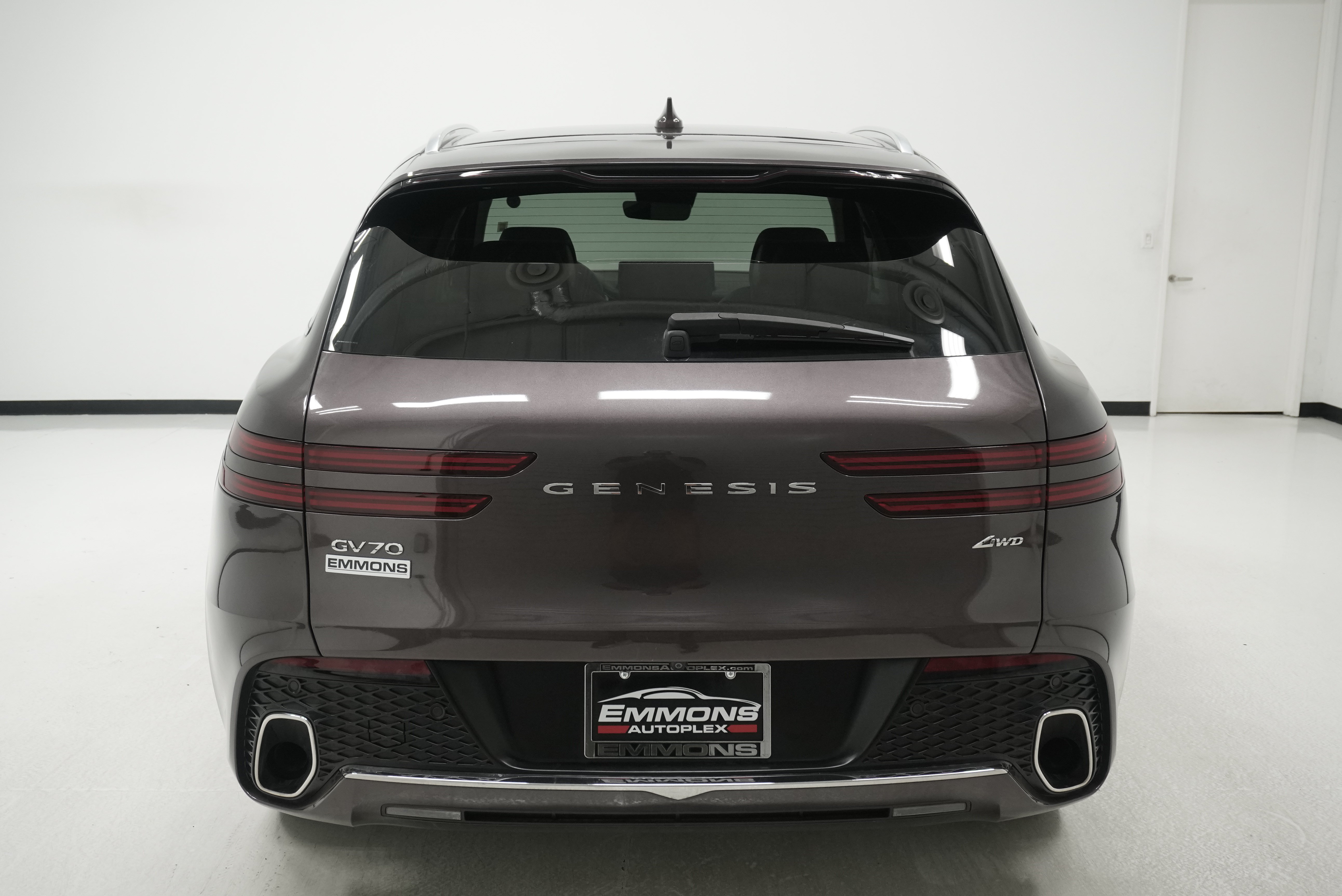 Used 2023 Genesis GV70 2.5T w/ Select Package AWD/4WD image 5