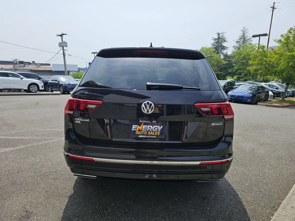 Used 2021 Volkswagen Tiguan SEL Premium R-Line w/ 3rd Row Seat Package AWD/4WD image 7