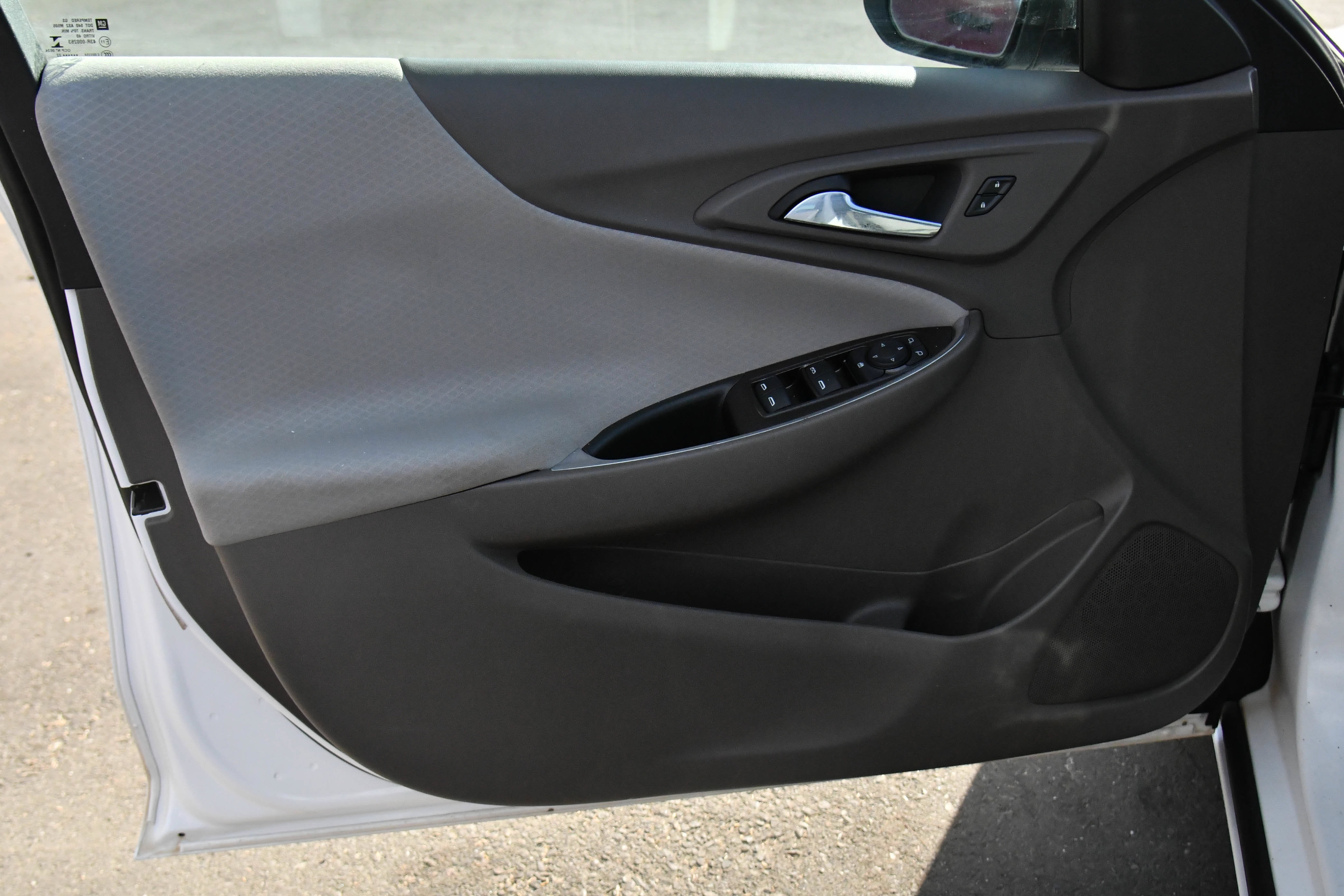 Used 2022 Chevrolet Malibu LT FWD image 13