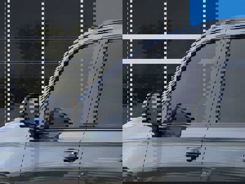 New 2026 Chevrolet Suburban RST w/ Comfort Package image 12