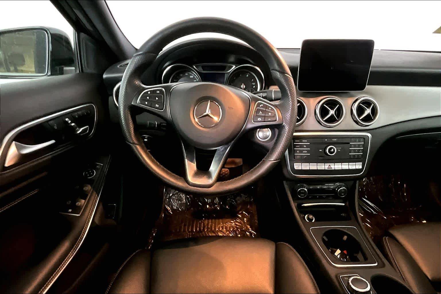 Used 2019 Mercedes-Benz GLA 250 4MATIC image 6