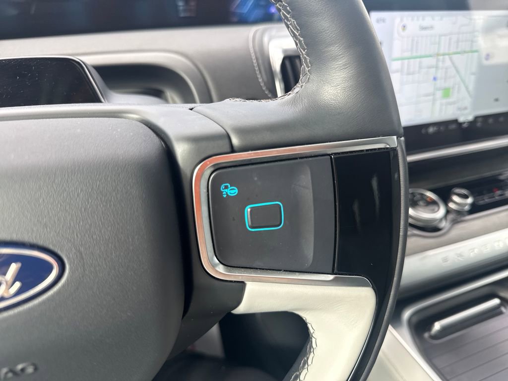 Used 2025 Ford Expedition Max Platinum w/ Driver's Package image 40