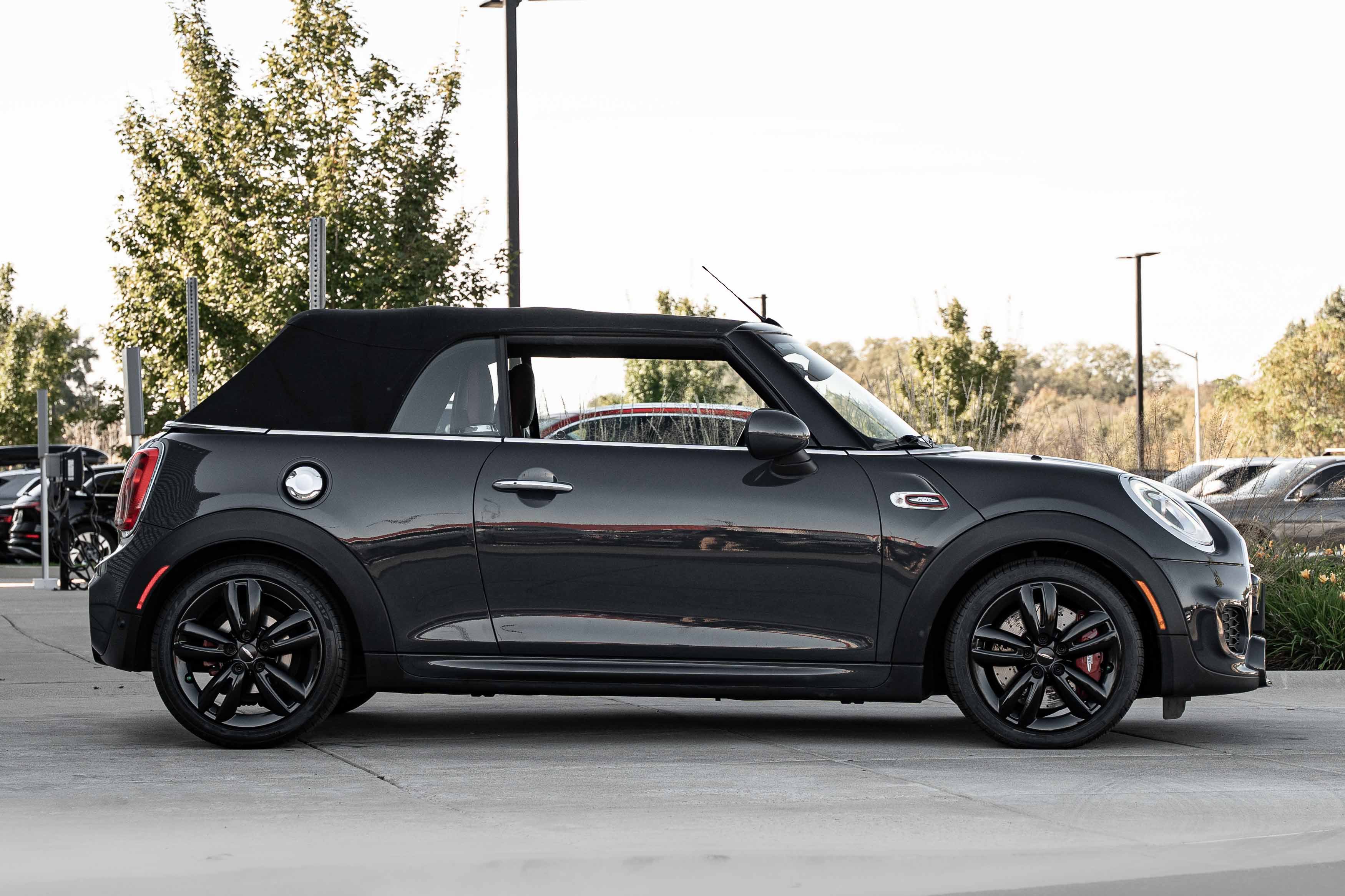 Used 2017 MINI Cooper John Cooper Works FWD image 5