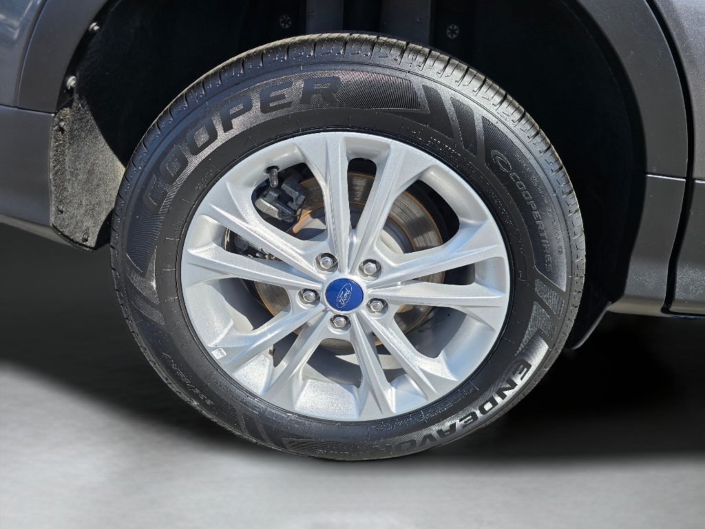 Used 2018 Ford Escape SE FWD image 30