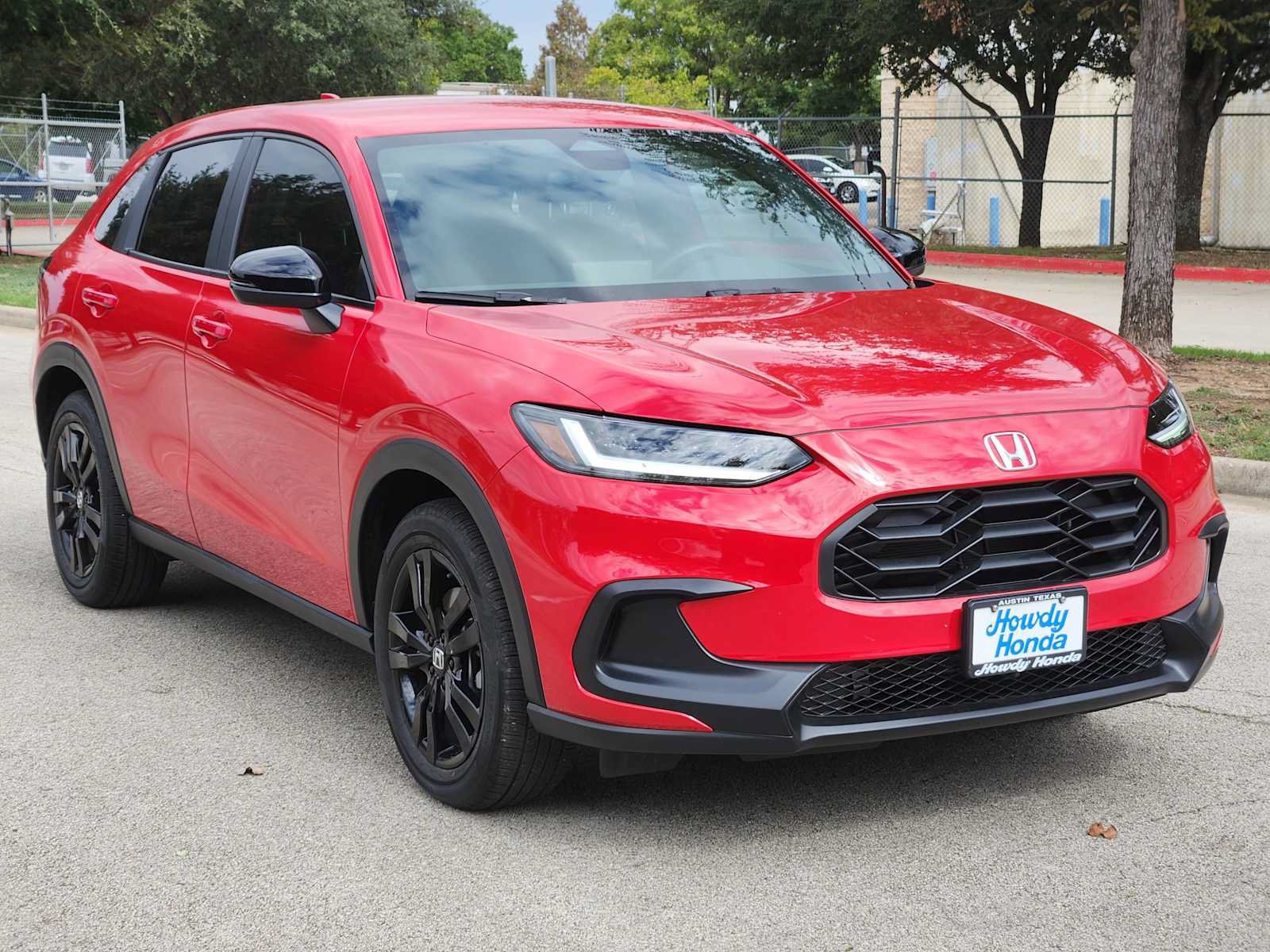 Certified 2027 Honda HR-V Sport image 3