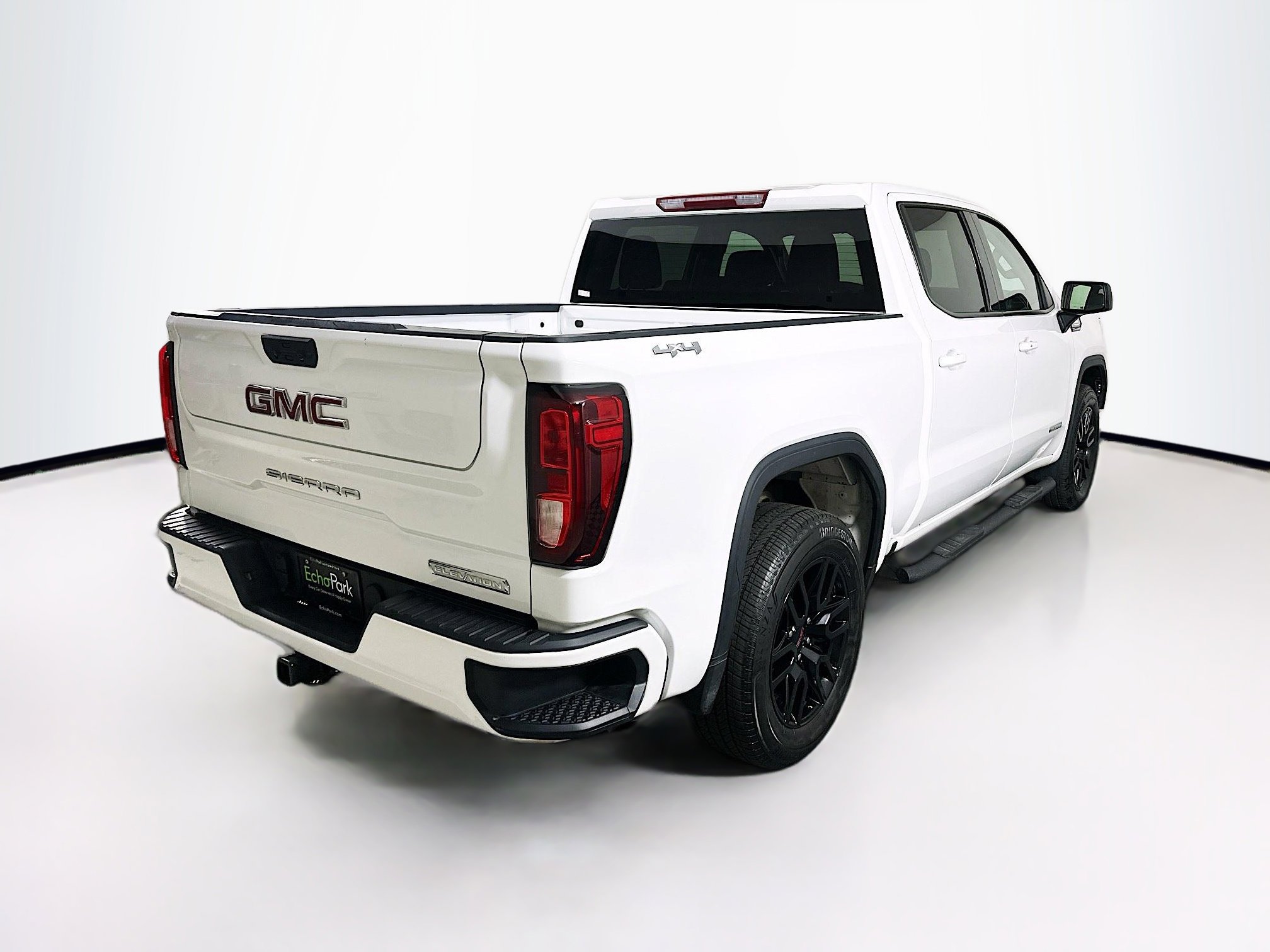 Used 2024 GMC Sierra 1500 Elevation image 9