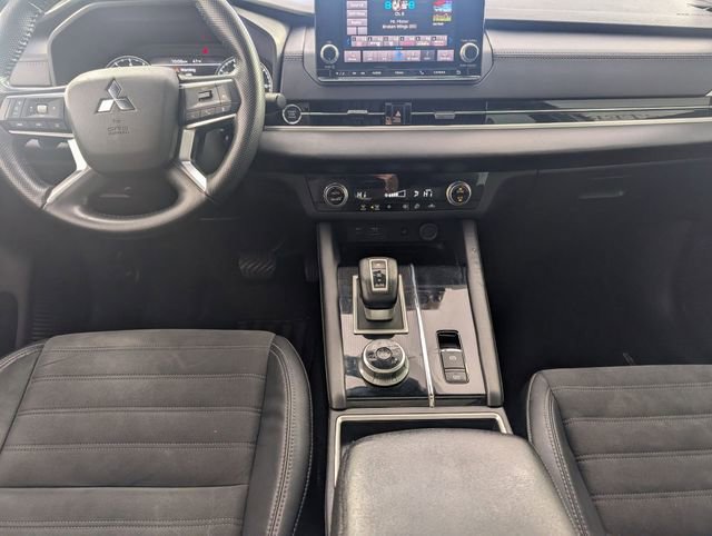 Used 2022 Mitsubishi Outlander SEL Black Edition image 24