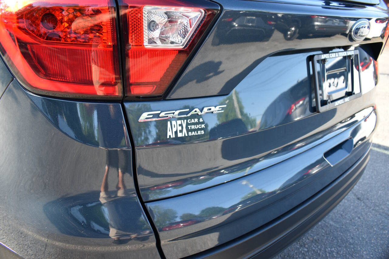 Used 2019 Ford Escape S FWD image 29