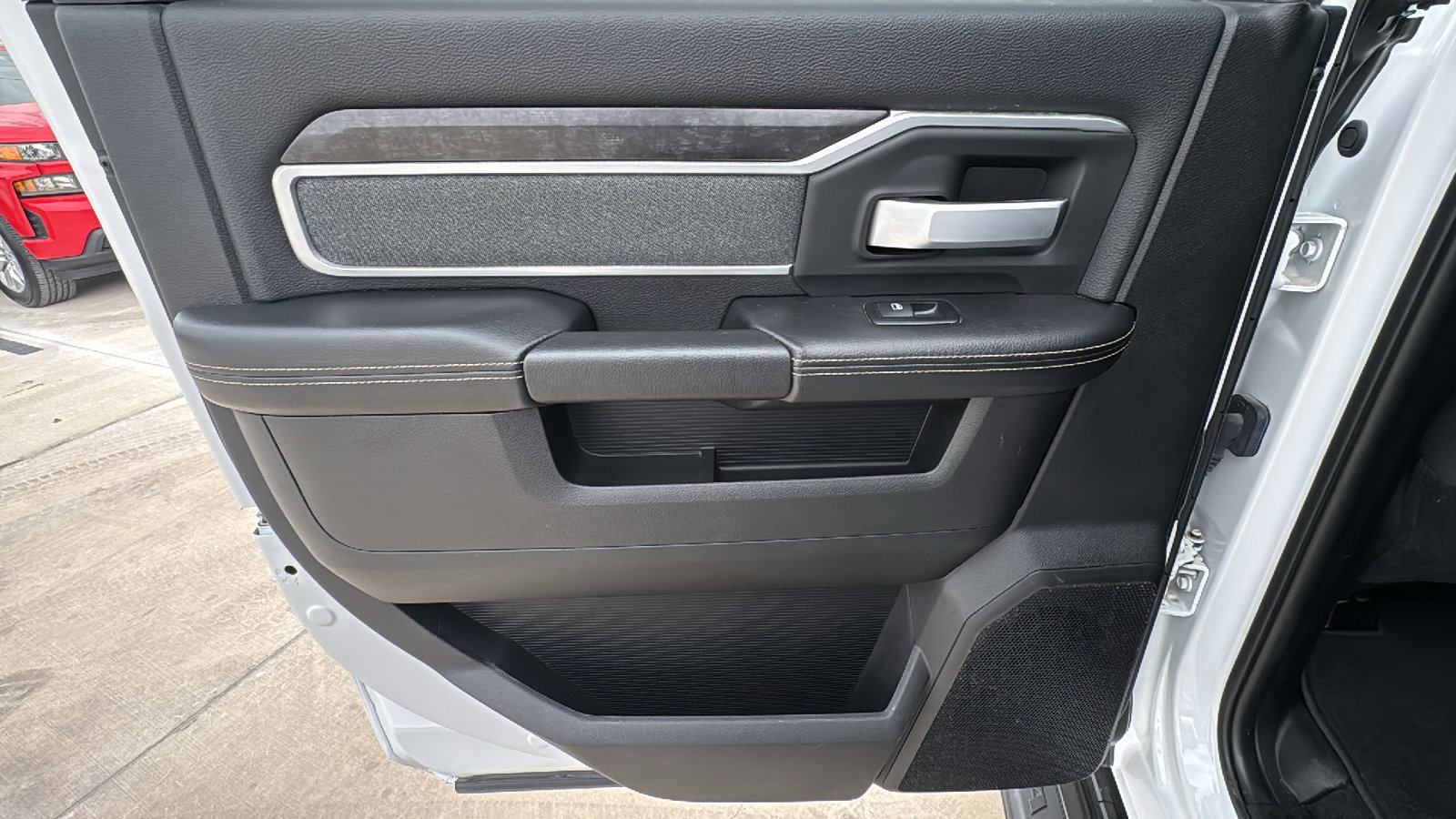 Used 2022 RAM 2500 Lone Star w/ Night Edition image 12