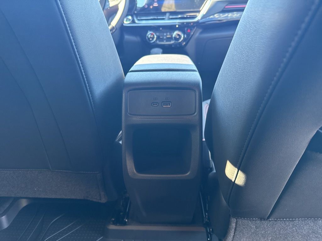 New 2026 Chevrolet Trax RS w/ Sunroof Package image 30