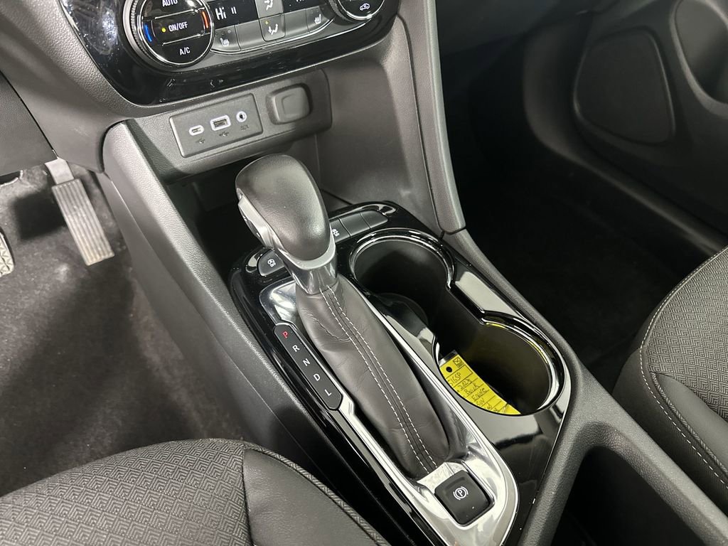 Certified 2023 Buick Encore GX Select FWD image 18