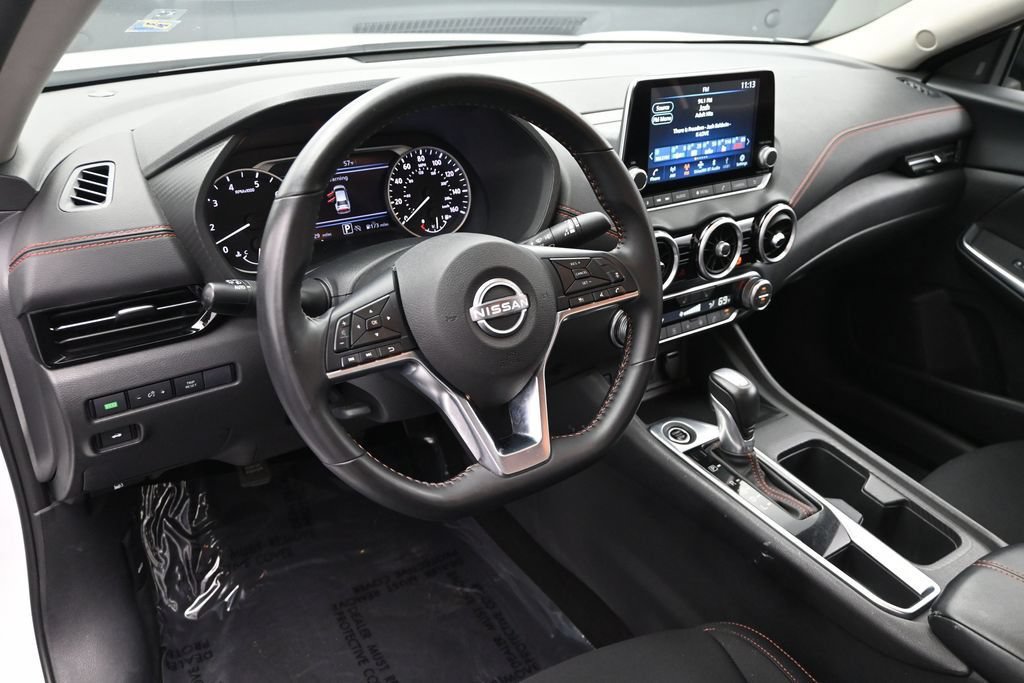 Used 2025 Nissan Sentra SR FWD image 20