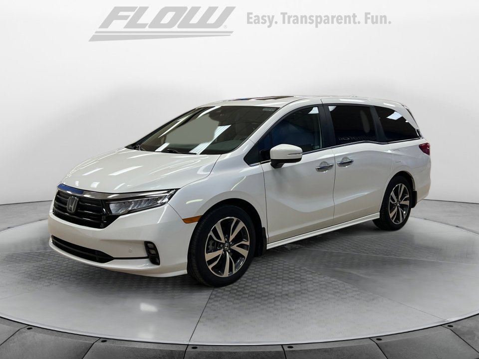 Used 2023 Honda Odyssey Touring image 3