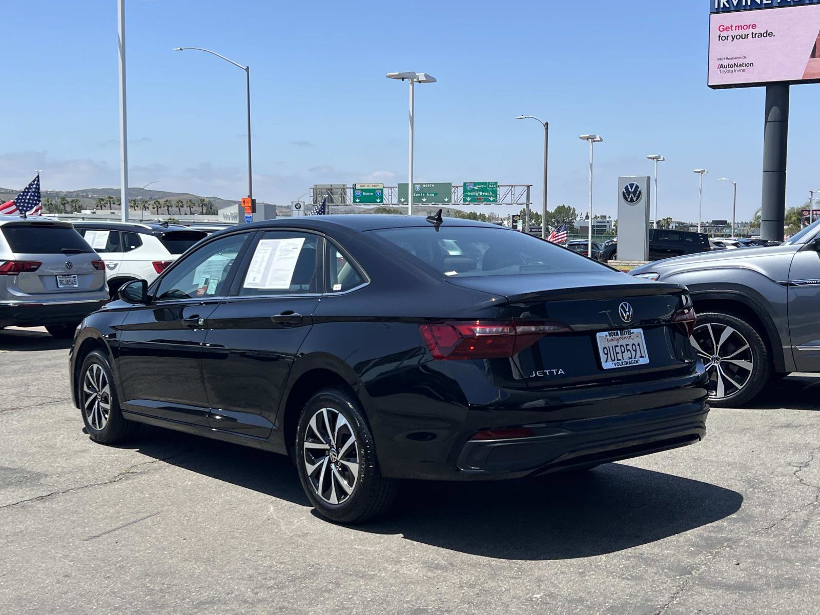 Certified 2024 Volkswagen Jetta S FWD image 3