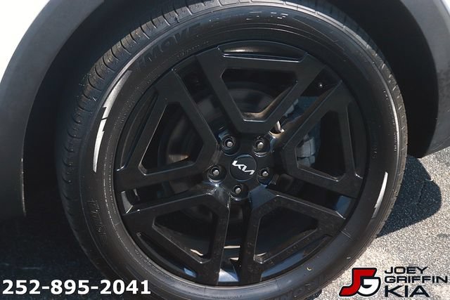 Certified 2023 Kia Telluride EX X-Line AWD/4WD image 10