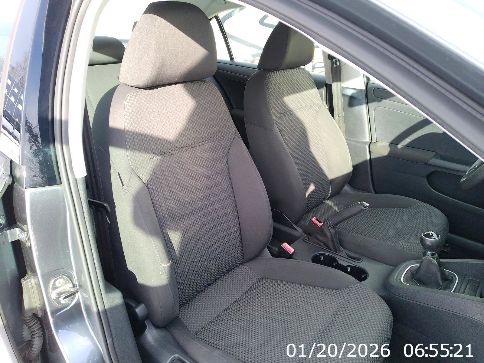 Used 2012 Volkswagen Jetta S image 27