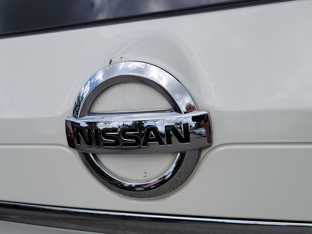 Used 2015 Nissan Rogue SV w/ SV Premium Package FWD image 7