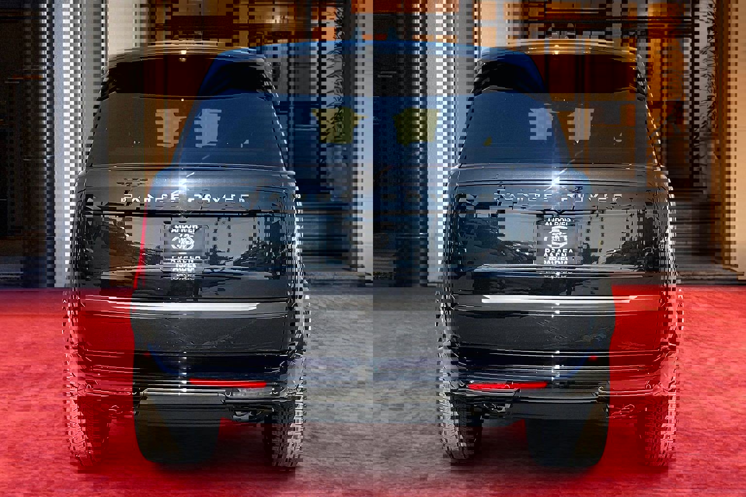 New 2026 Land Rover Range Rover SE image 5