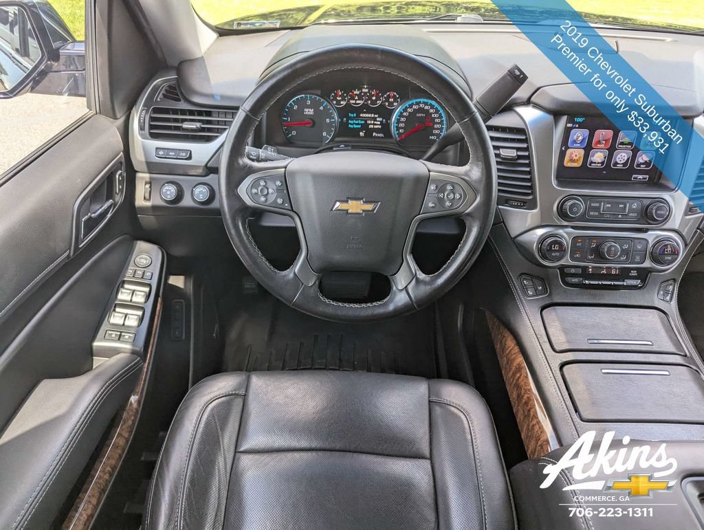 Used 2019 Chevrolet Suburban Premier AWD/4WD image 18