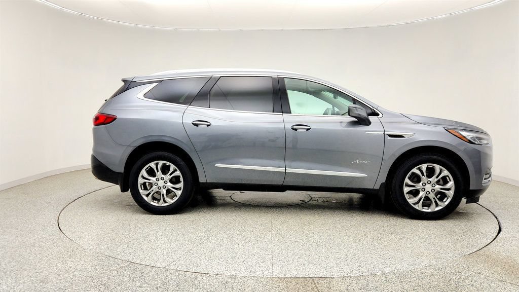 Used 2019 Buick Enclave Avenir FWD image 4