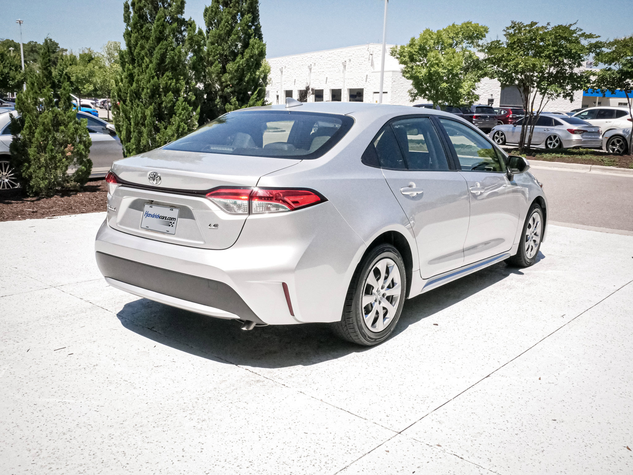 Used 2020 Toyota Corolla LE FWD image 9