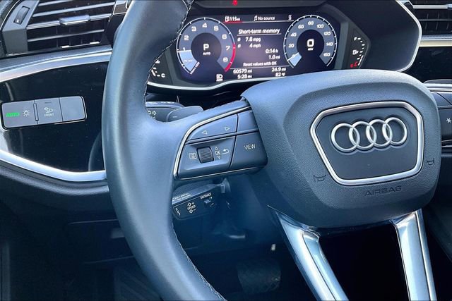 Used 2023 Audi Q3 2.0T Premium Plus w/ Premium Plus Package AWD/4WD image 11