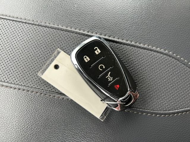 Used 2018 Chevrolet Traverse Premier image 36