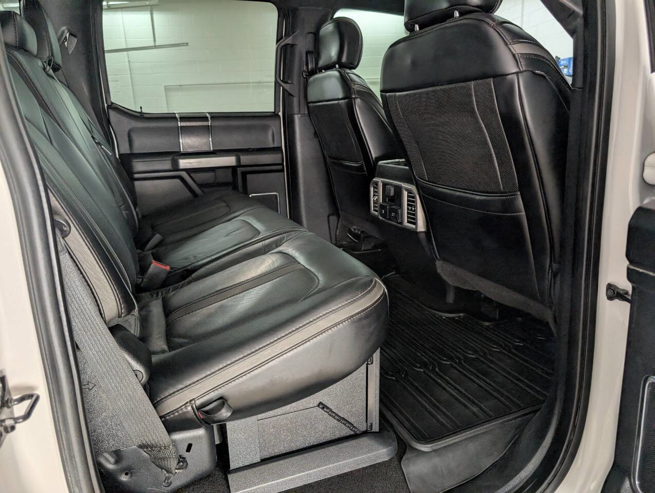 Used 2019 Ford F250 Platinum w/ Platinum Ultimate Package image 17