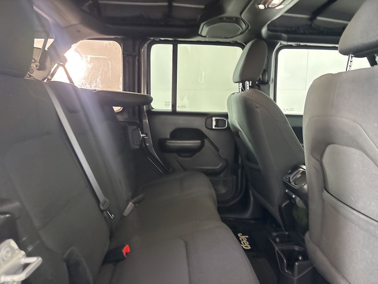 Used 2021 Jeep Wrangler Unlimited Sport image 24