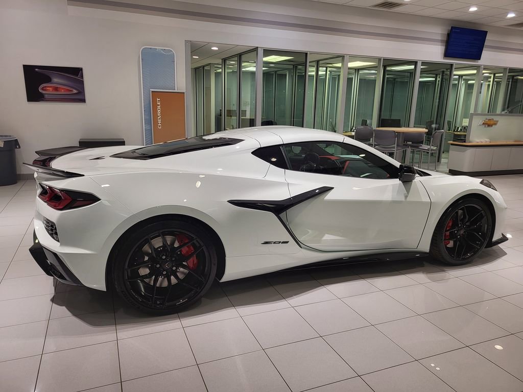 New 2026 Chevrolet Corvette Z06 w/ Stealth Interior Trim Package image 18