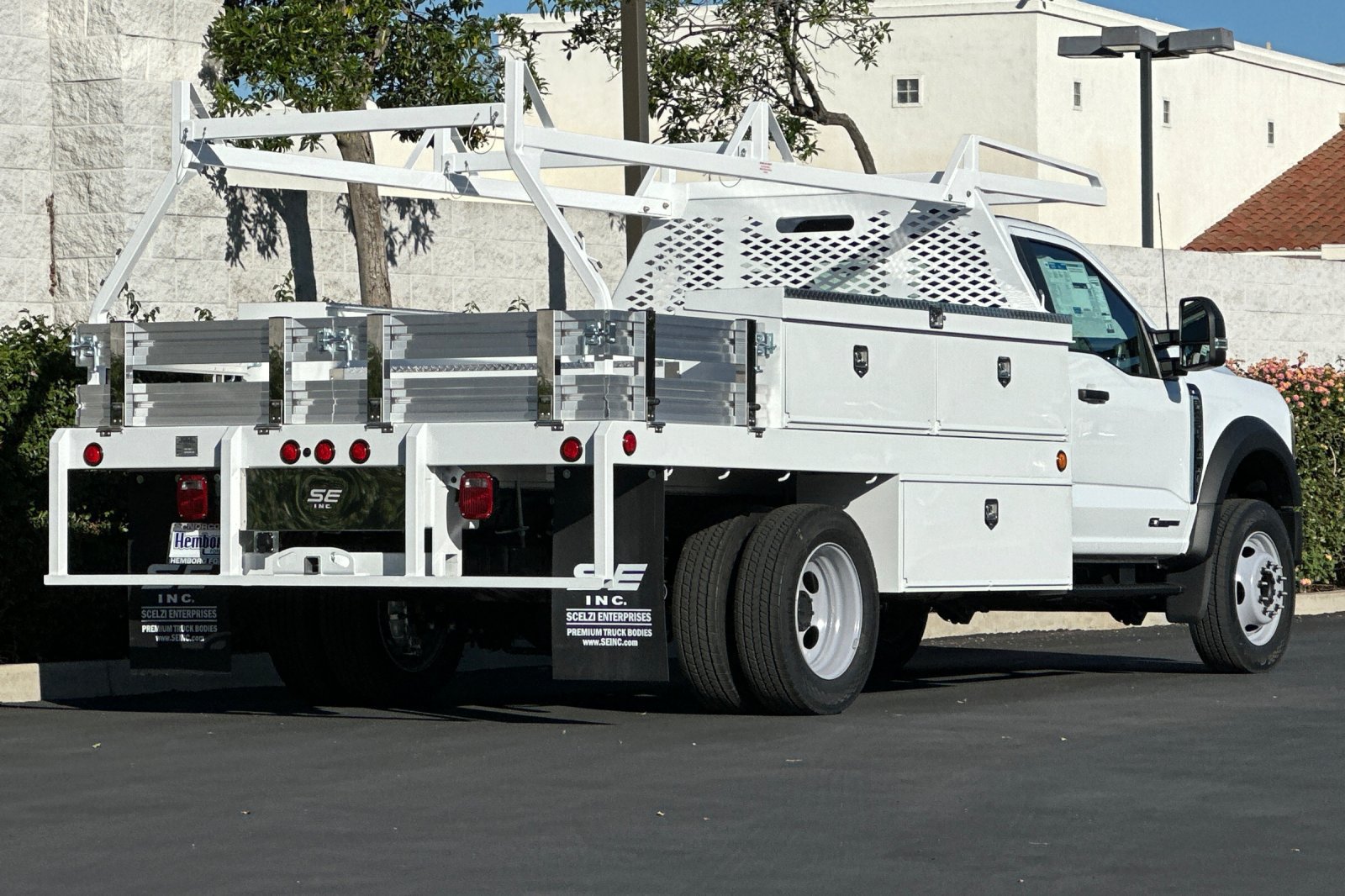 New 2026 Ford F450 XL w/ XL Chrome Package RWD image 4