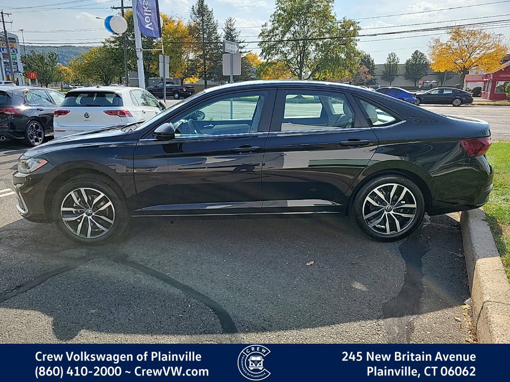 New 2027 Volkswagen Jetta SE FWD image 25