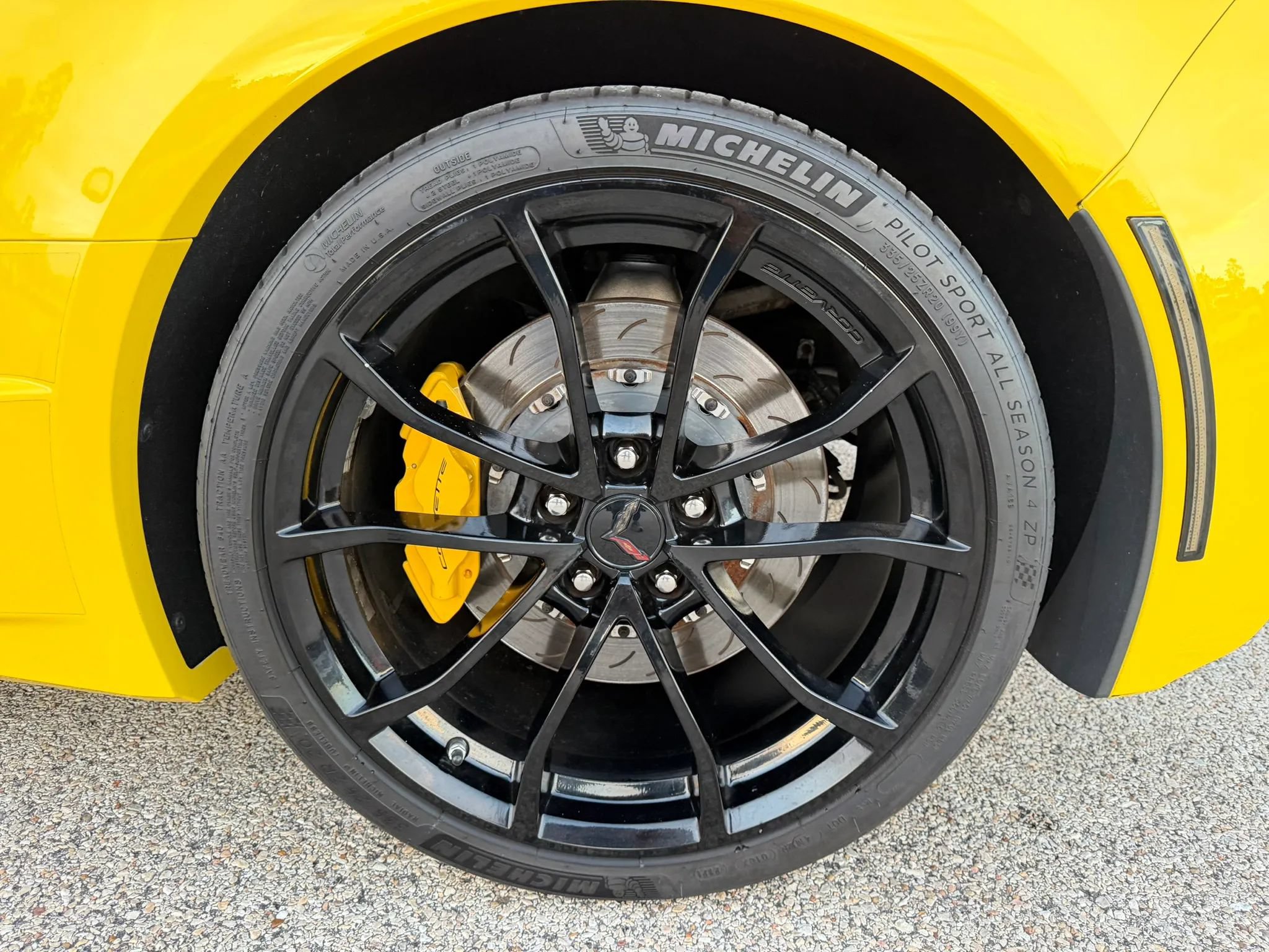 Used 2017 Chevrolet Corvette Grand Sport RWD image 19