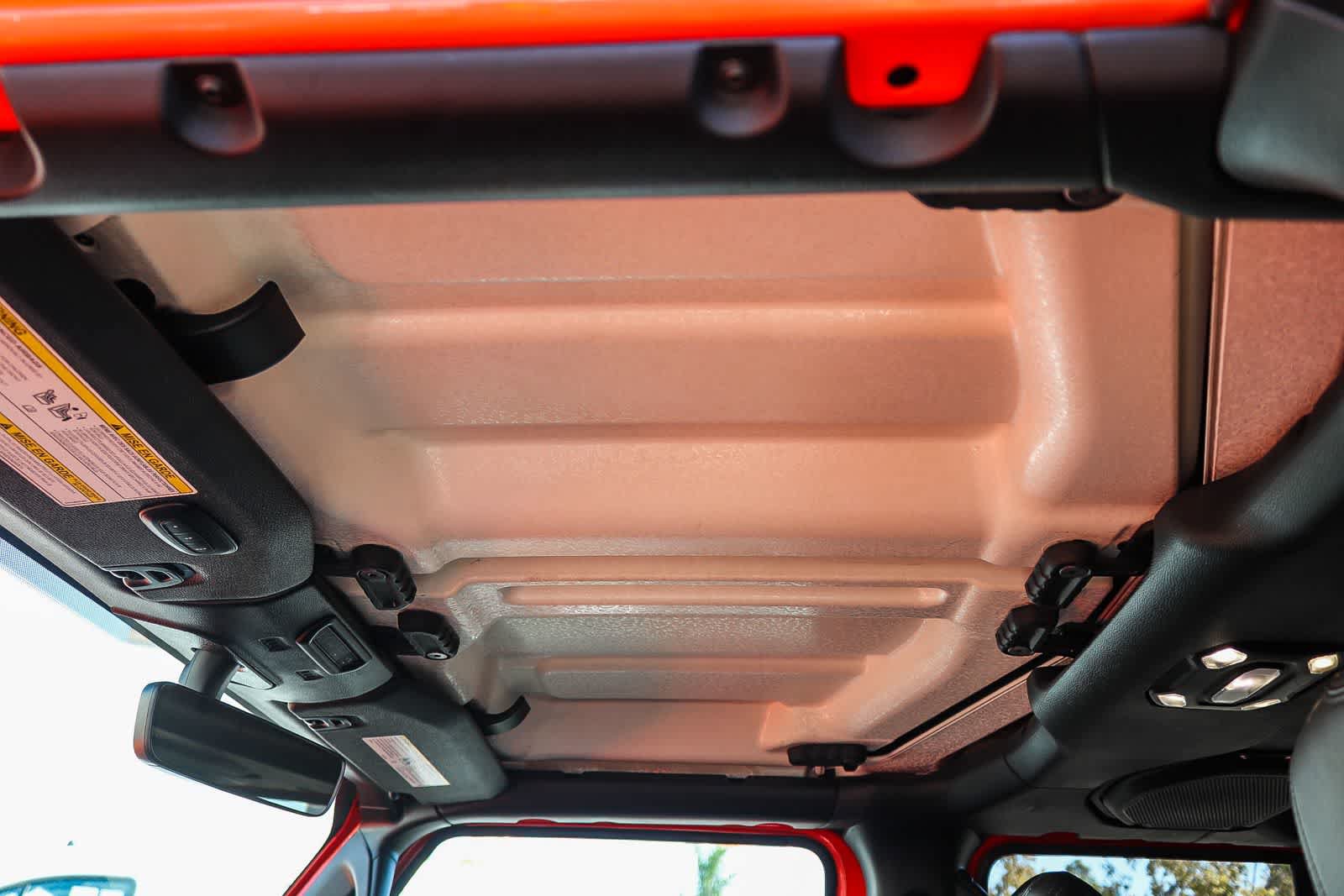 Used 2023 Jeep Wrangler Unlimited Sahara AWD/4WD image 25